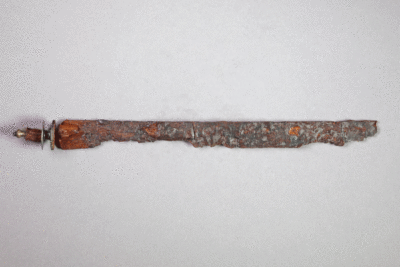 Fragment eines Messers von der Burg Bartenstein, Partenstein, Eisen, 16. Jh., Museum Ahler Kram, Fd. Nr. 1001a, H. 1,9 cm, Br. 21,1 cm