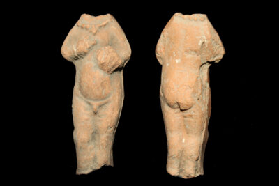 Abb. 8: Fragment eines Andachtsbilds mit stehendem Jesuskind, letztes Drittel 15. Jh., H. 7,3 cm (Speyer, Historisches Museum der Pfalz, ohne Inv.-Nr.)