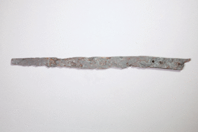 Fragment eines Messers von der Burg Bartenstein, Partenstein, Eisen, 16. Jh., Museum Ahler Kram, Fd. Nr. 2013, H. 2,3 cm, Br. 35,4 cm